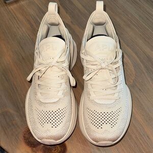 APL Unisex Cream Athletic Shoes